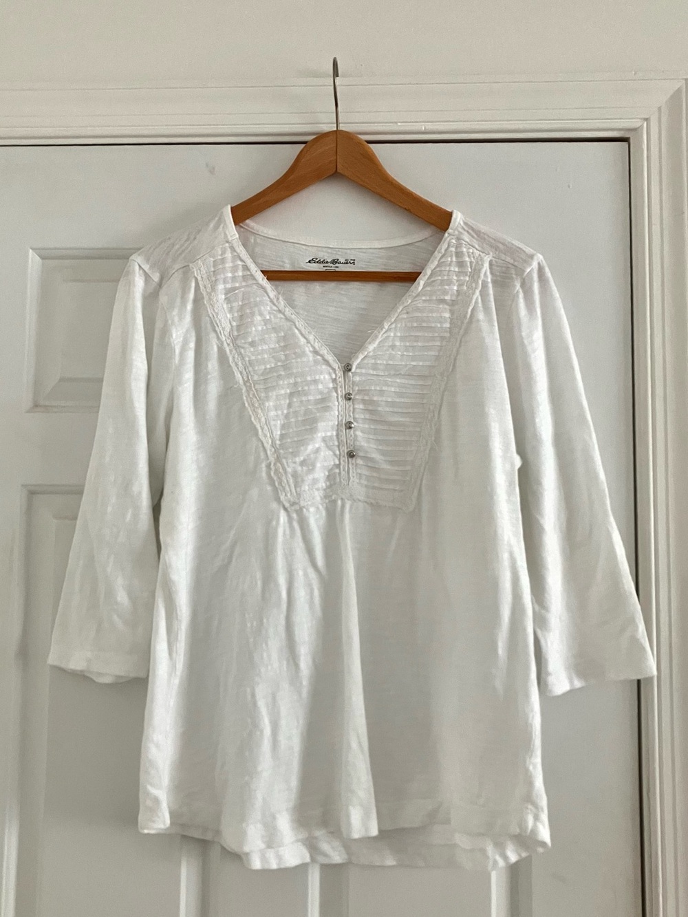 Eddie Bauer White 3/4 sleeve White Boho Coastal Peasant Top-Size Xl